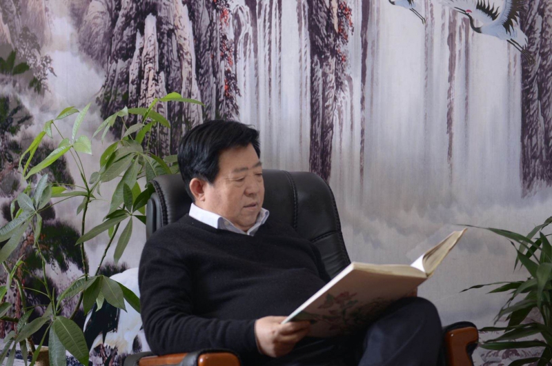 创始人赵潜龙